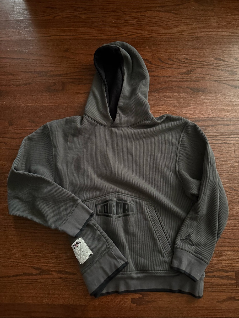 Jordan Men’s Crewneck Hoodie in Charcoal Gray